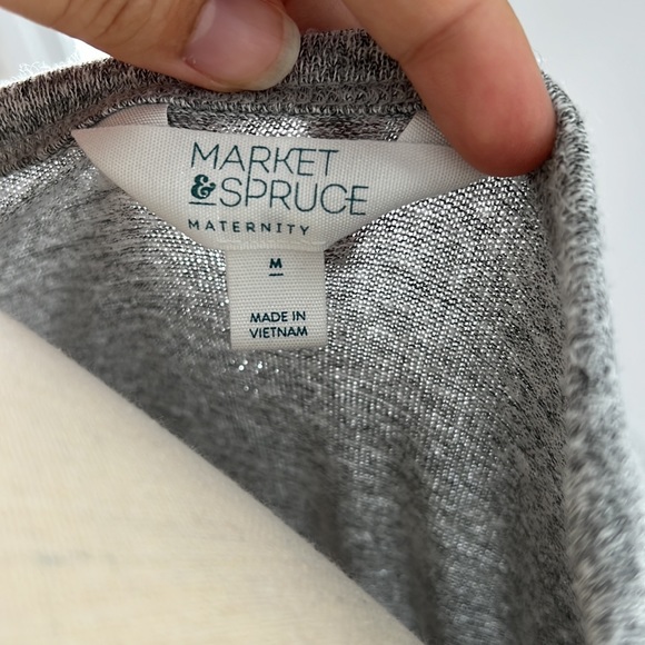 Market and Spruce Long Sleeve - Picture 2 of 3